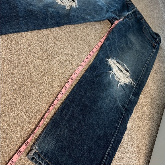 Distressed Levi’s 501 Blue Jeans - Picture 13 of 15